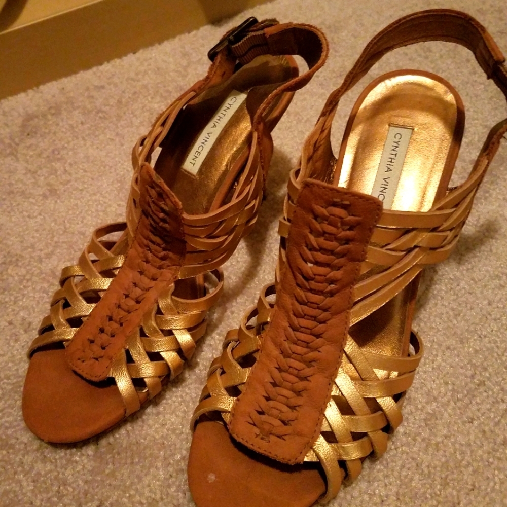 Cynthia Vincent Womans Heels.